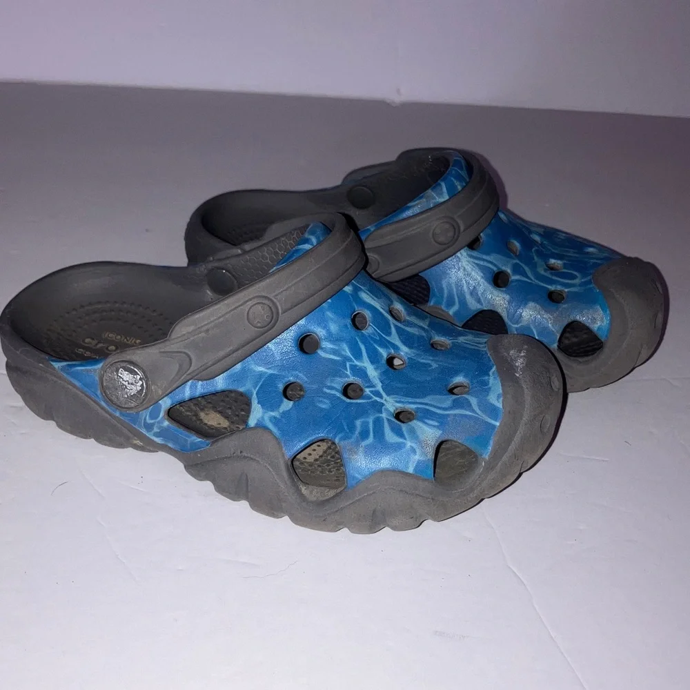 CROCS Kids Blue‎ and Gray Sandals Size 11